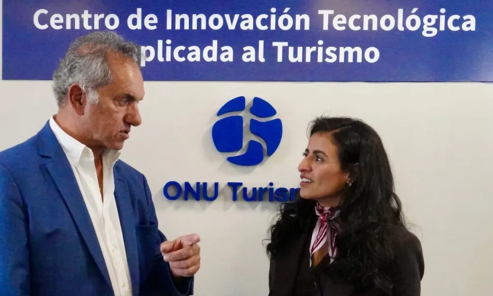 Daniel Scioli y Shaikha Nasser Al Nowais