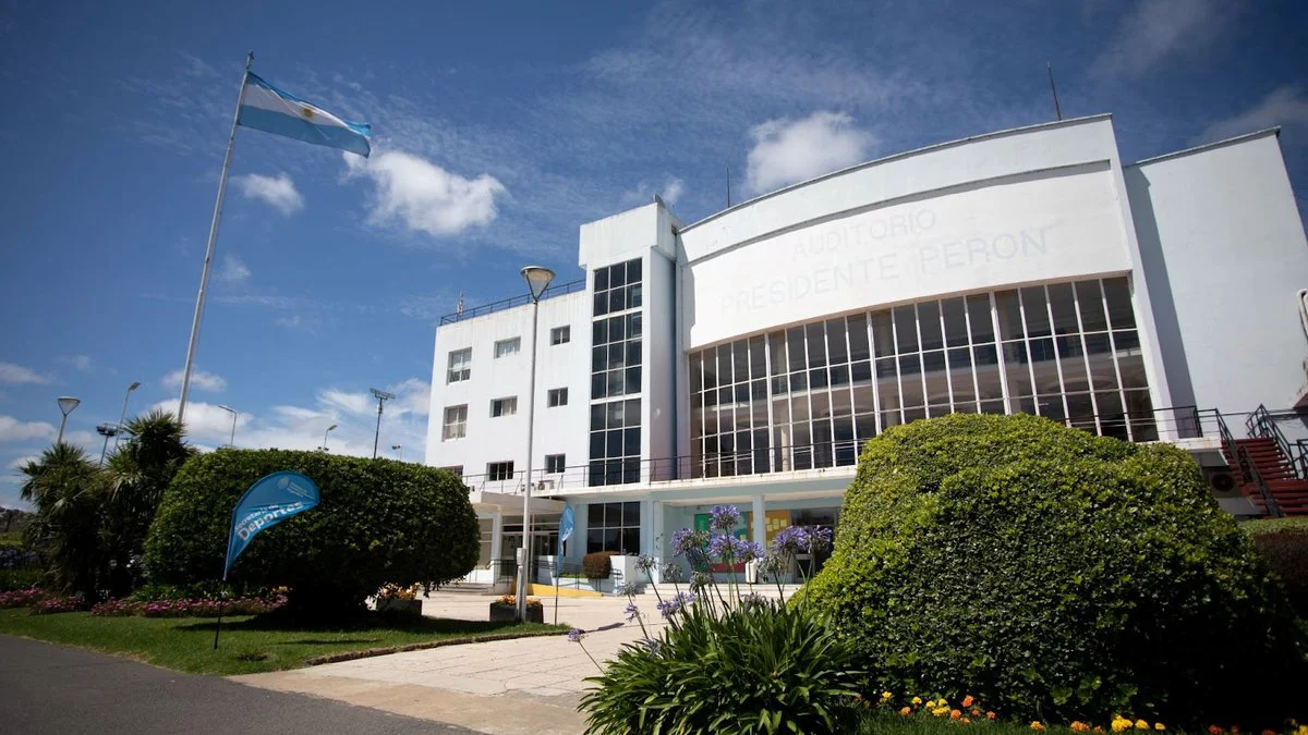 Centro Nacional de Alto Rendimiento Deportivo (C.E.N.A.R.D.)