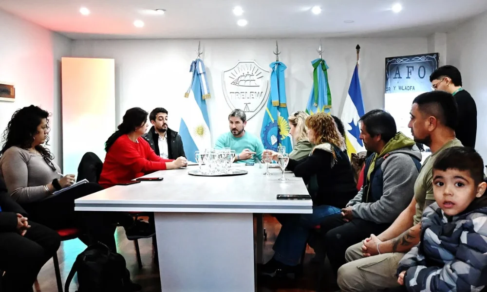 Reunión del intendente de Trelew con vecinos