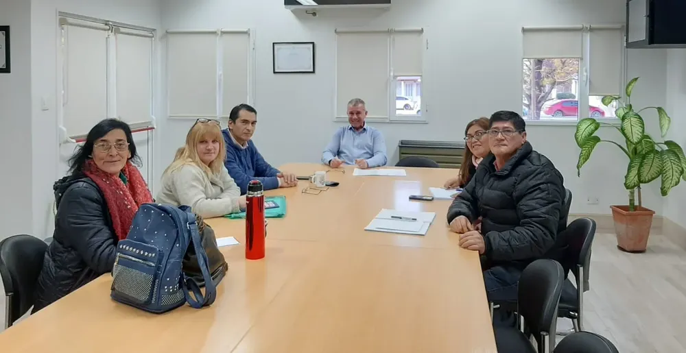 Acuerdo salarial de municipales de Gaiman