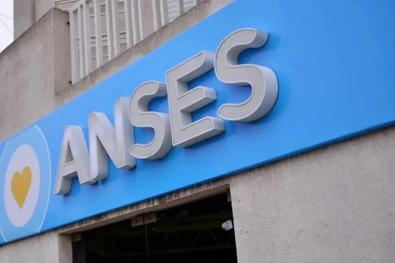 Ayuda escolar ANSES