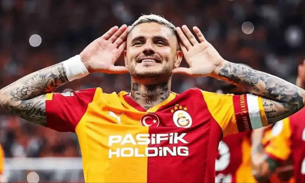 Marcó un golazo, llegó a los 60 tantos en liga y quedó solo en la historia de Galatasaray