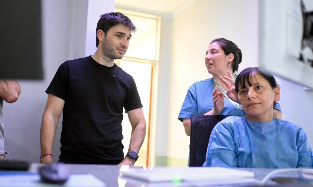 Torres destacó el nacimiento de trigemelas