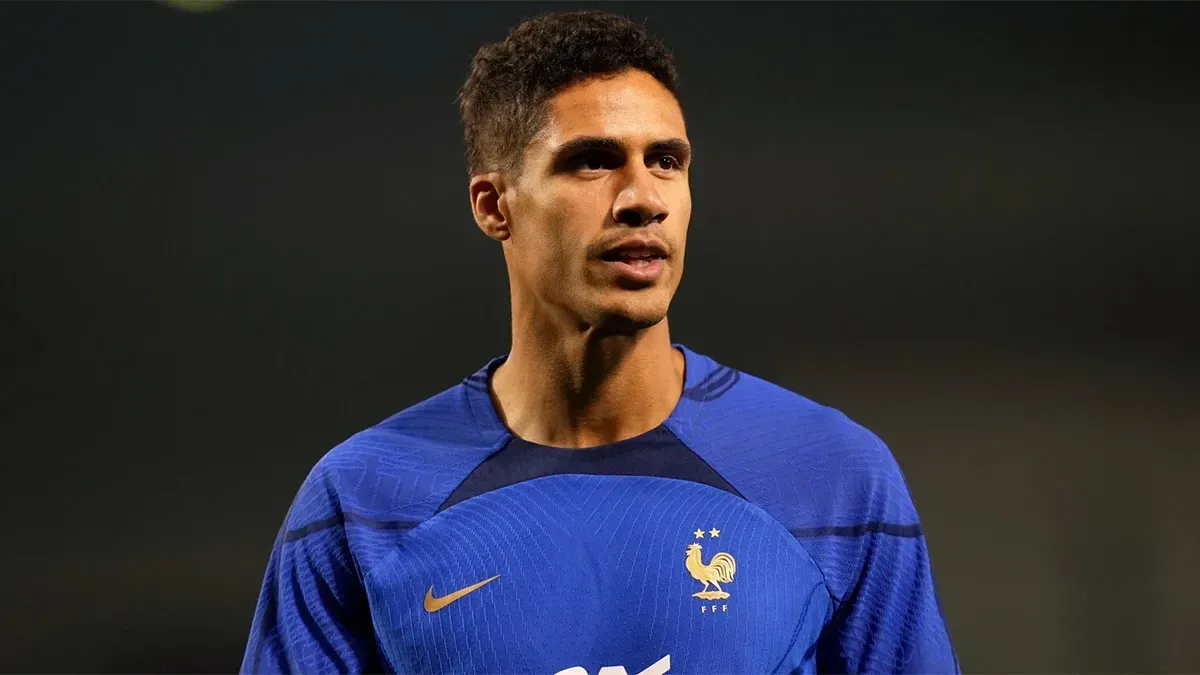 Varane anunció su retiro