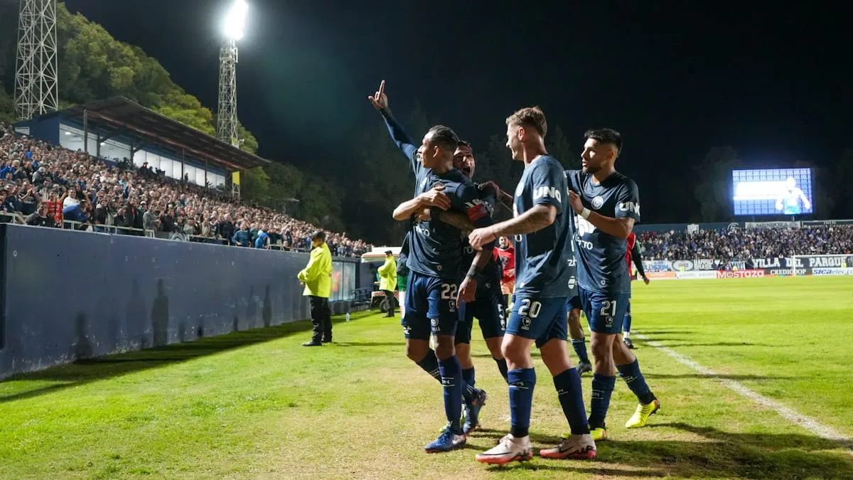 Independiente Rivadavia venció 1 a 0 a Aldosivi y se metió en zona de playoffs