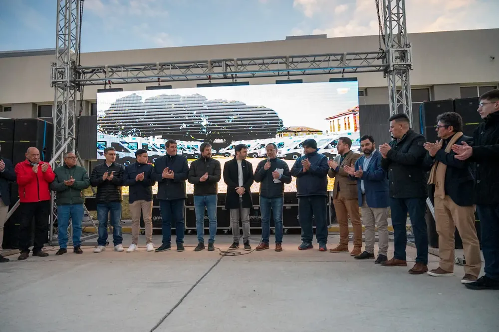 El intendente Biss destacó la llegada de una nueva ambulancia para el Hospital Santa Teresita (2)