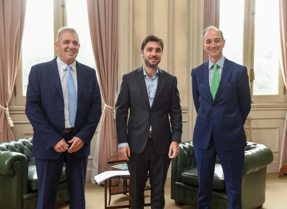 El gobernador Torres con el secretario nacional de educacion Carlos Torrondell