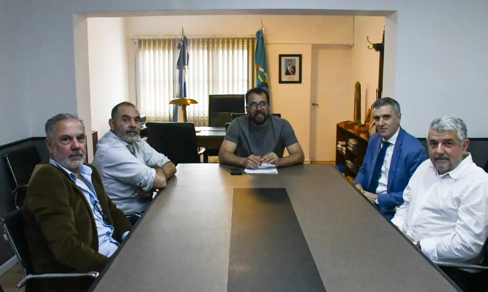 Matías Taccetta y representantes de la Defensoría pública