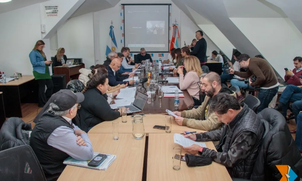 La discusión se desarrolla en el ámbito de la Comisión de Malvinas, Atlántico Sur y Antártida N.º 7.