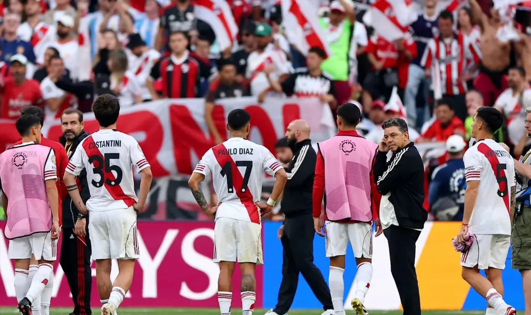Tras la eliminación en el Mundial de Clubes, River prepara un recambio profundo