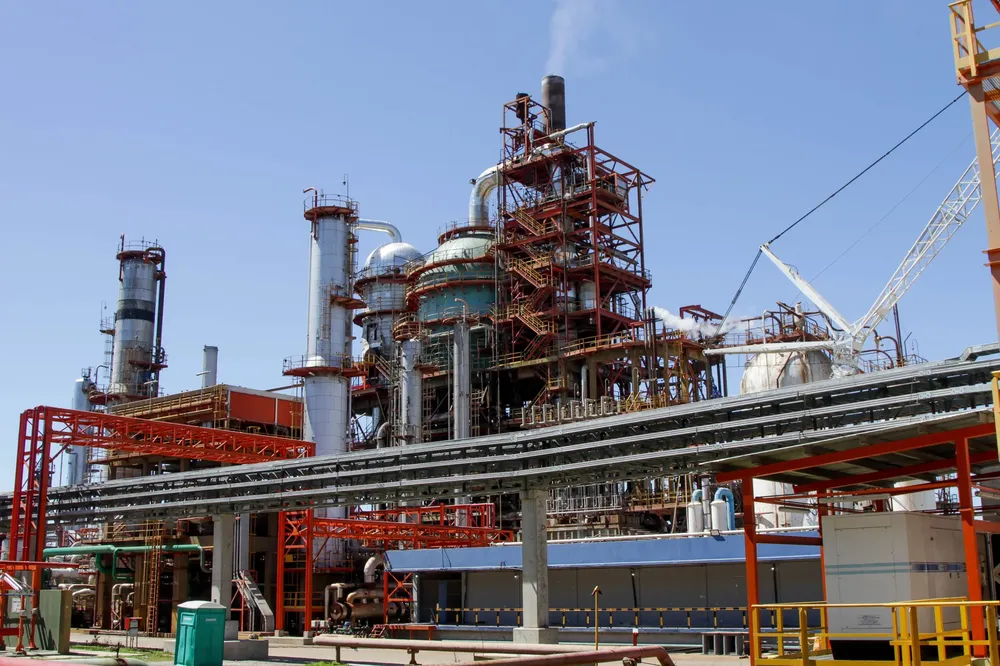 Las refinerías de Argentina aclaran sobre desabastecimiento