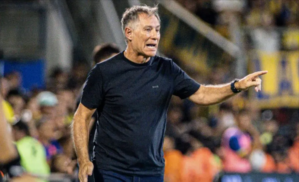 Ariel Holan deja Rosario Central pese a un gran año