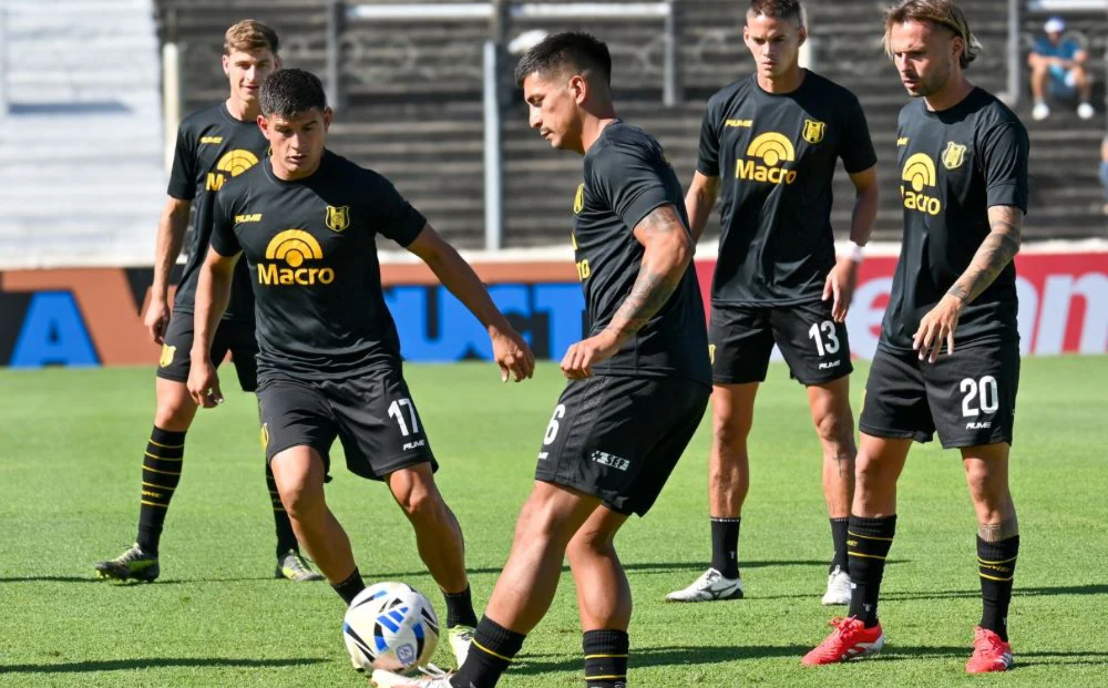 El Aurinegro enfrentará este domingo a Chaco For Ever después de la caída frente a Ferro.