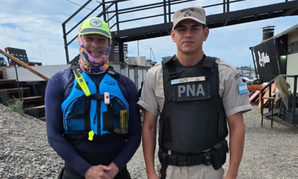 Adelson Carneiro Rodrigues en Rawson