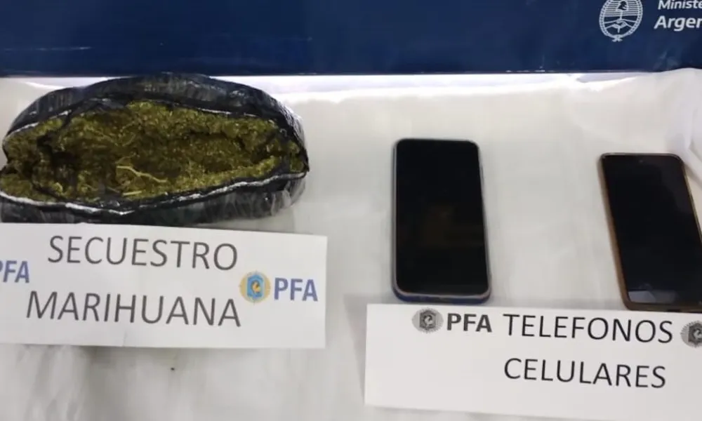 Secuestro de marihuana y celulares