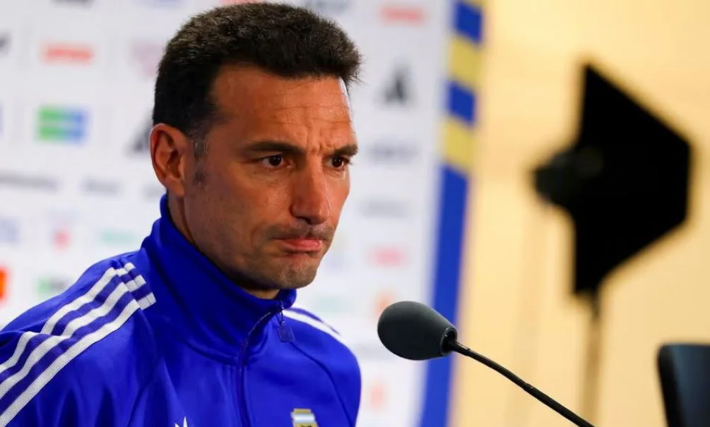 Scaloni evitó confirmar la formación, aunque dio indicios sobre la continuidad del equipo.