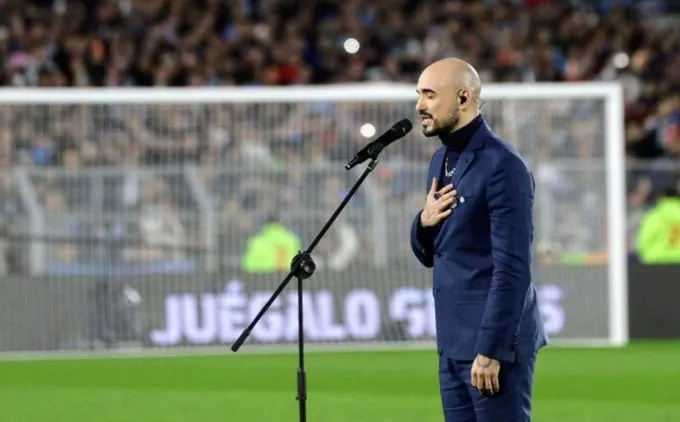Abel Pintos cantara el himno en la final de la Copa America