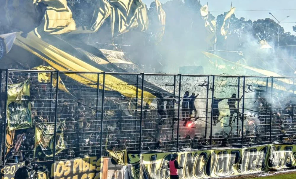 El Aurinegro atraviesa su mejor tramo en el torneo y recibe a un rival que acumula partidos sin ganar.