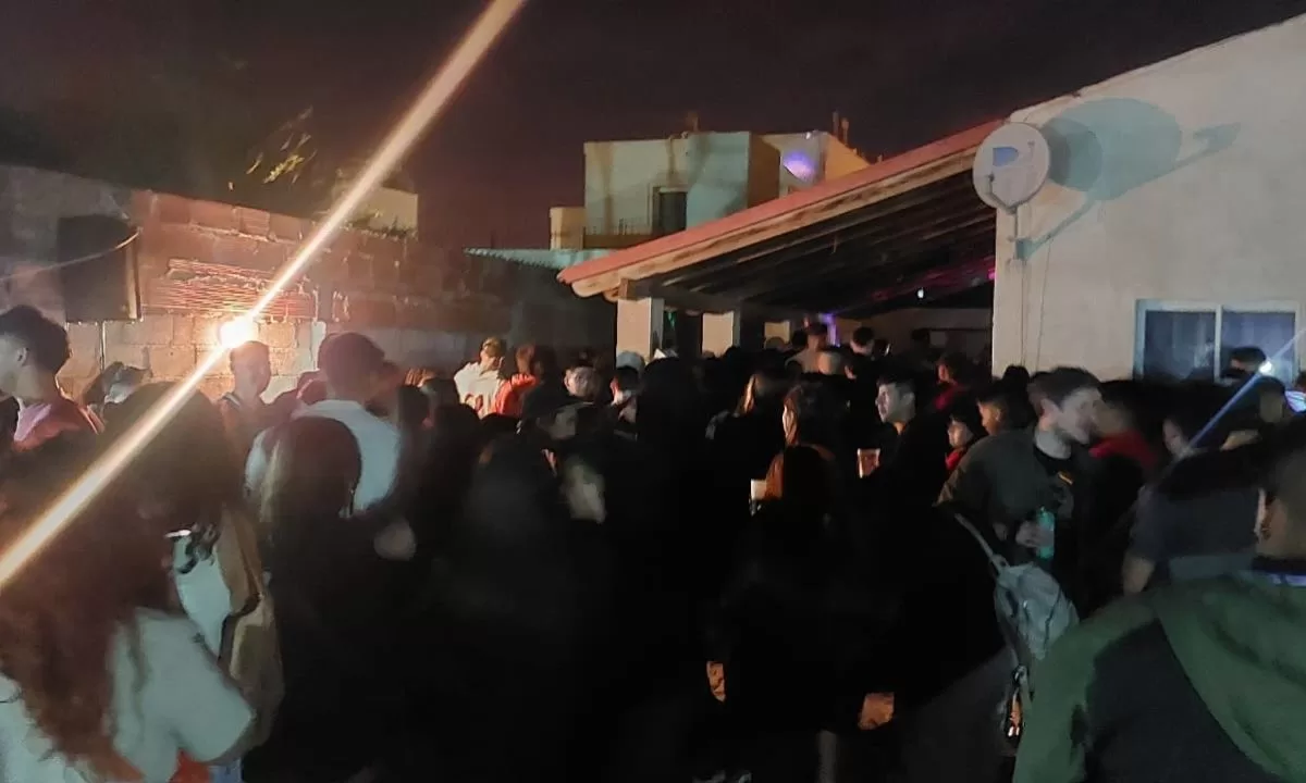 Imágenes de la fiesta clandestina