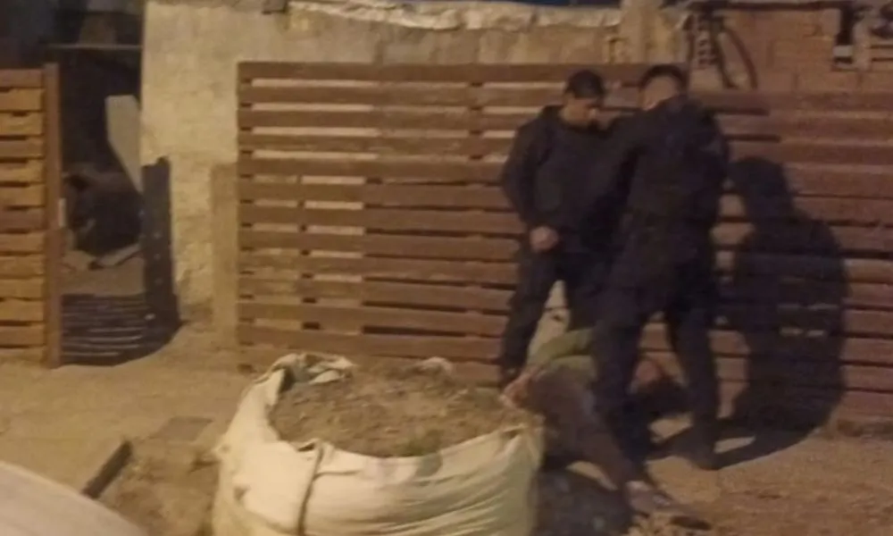 Entró de madrugada a una casa en Madryn y lo atraparon saliendo por el patio