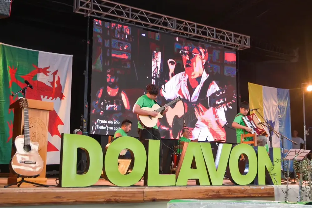 Dolavon festejo un nuevo aniversario