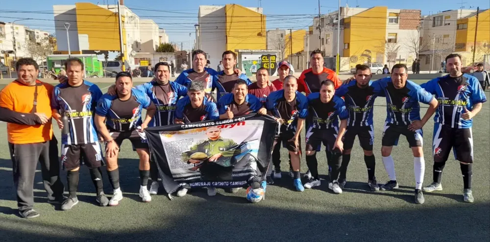 Deportivo SAMN gritó campeón en la Liga Senior +40