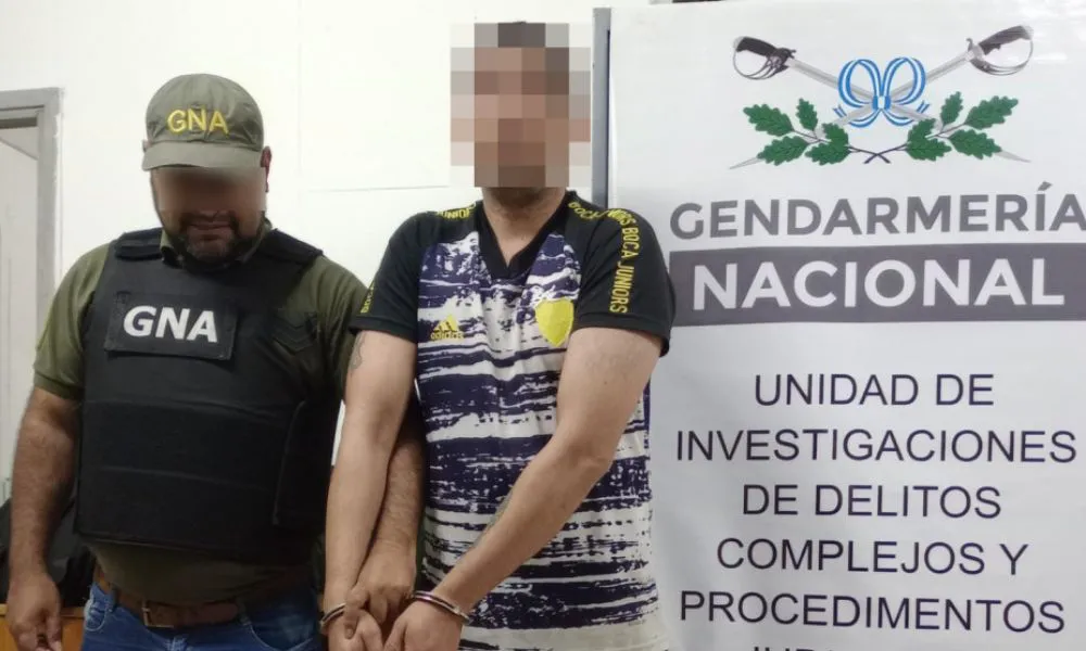 Detuvieron a un hombre en Mendoza y secuestraron cocaína, marihuana y dinero en efectivo