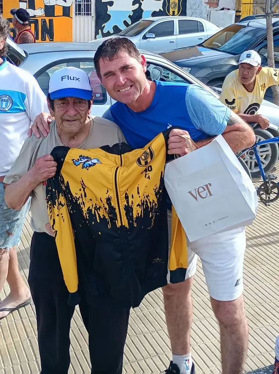 El torneo Senior +40 inició en el Ruca Hue. La fecha abrió con buen marco. 2