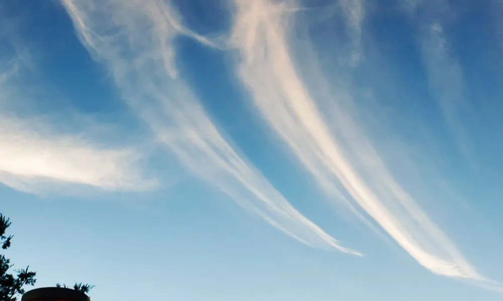 Cielo con viento imagen ilustrativa fuente Freepik