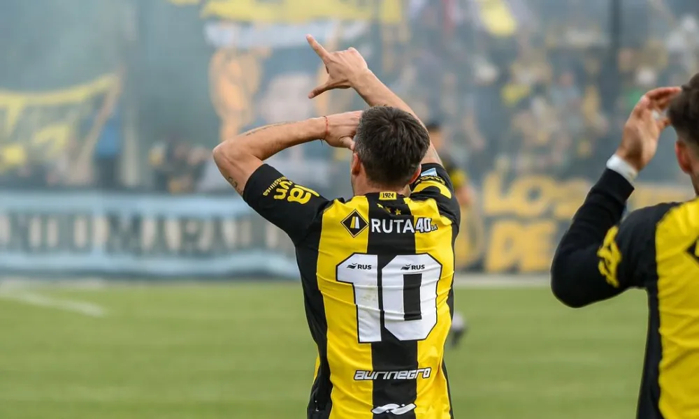 Nico Sánchez le dió el triunfo al Aurinegro
