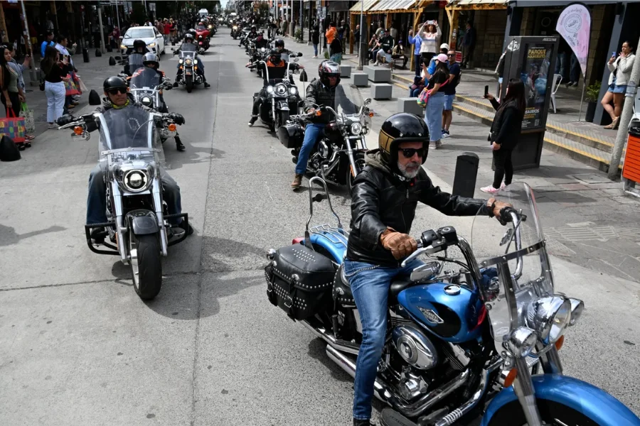 Motoqueros en Bariloche-2