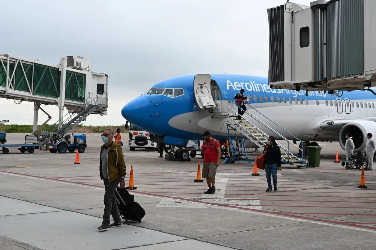 Aumento de precios en pasajes aéreos