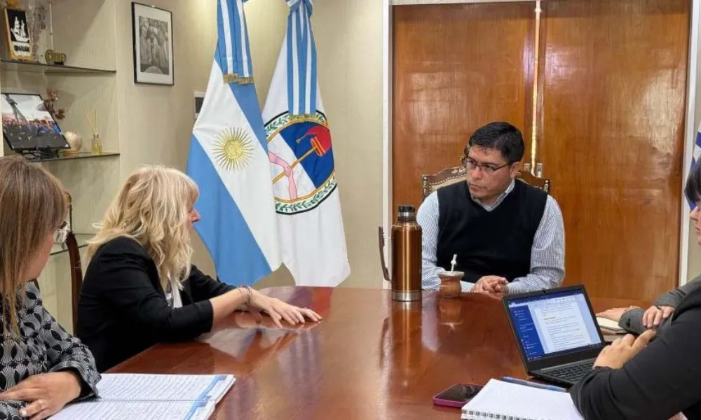 gobernador Claudio Vidal