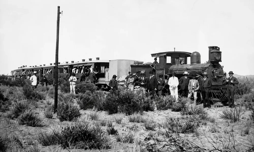 tren 1915 a