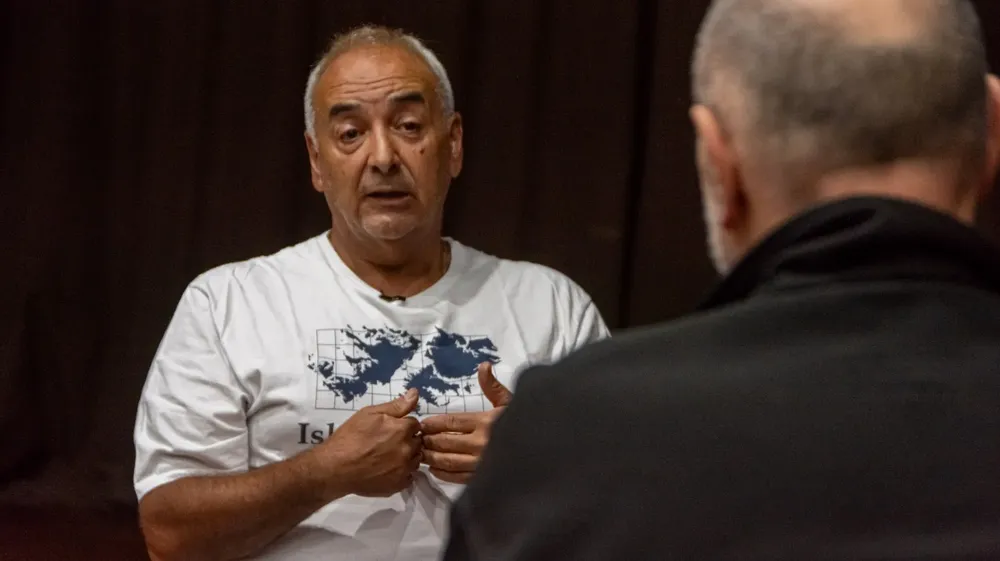Rawson proyectará el documental “Héroes de mi ciudad, 20 años después”
