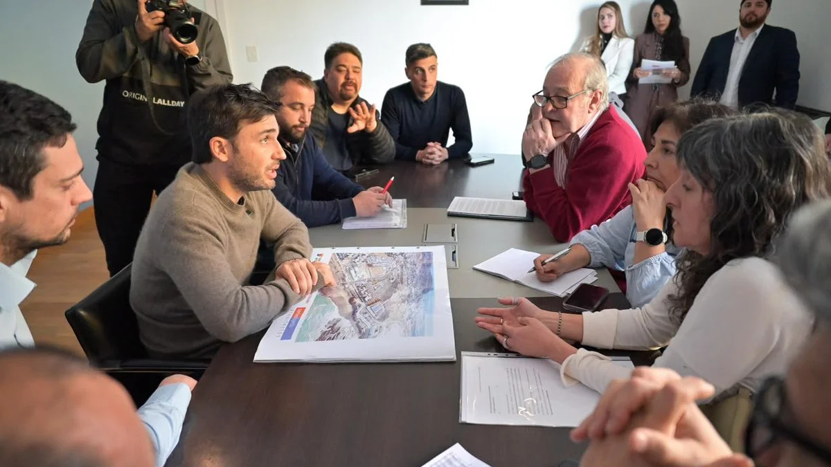 Lotes para familias damnificadas de Cerro Hermitte