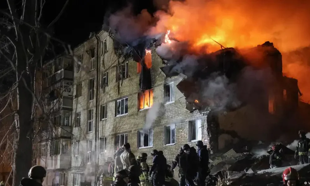 Los bombardeos dejaron un saldo de nueve personas muertas y decenas de heridos.