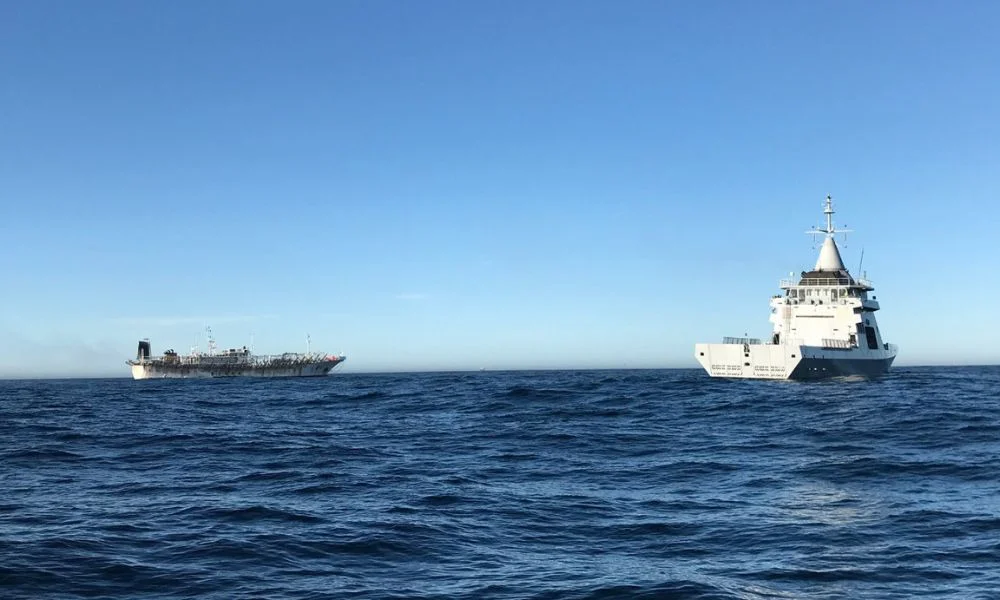 Reincide un buque multado por pesca ilegal en la ZEEA. Foto ilustrativa