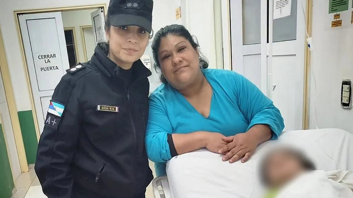 Policías reanimaron a un niño de un año que llegó sin respirar a una comisaría