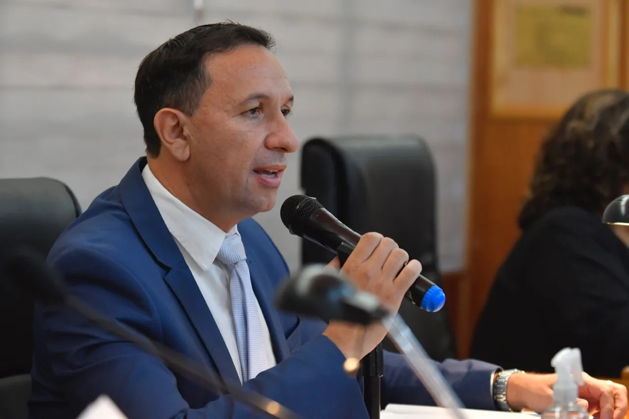 adrian maderna