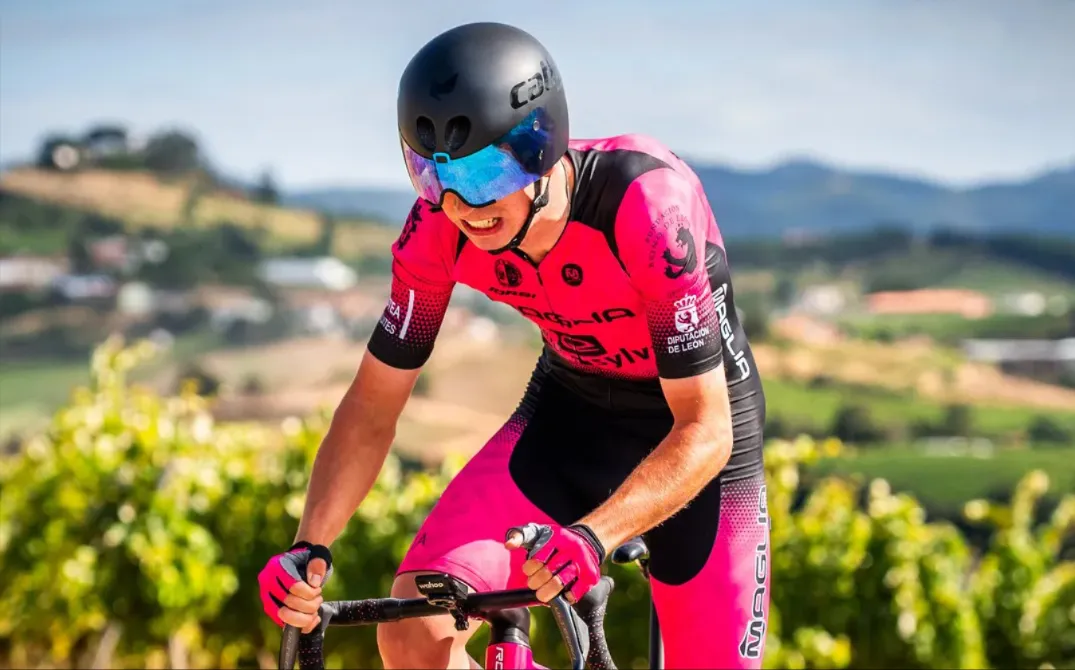 El ciclista madrynense comenzó su participación en el GP Torres Vedras