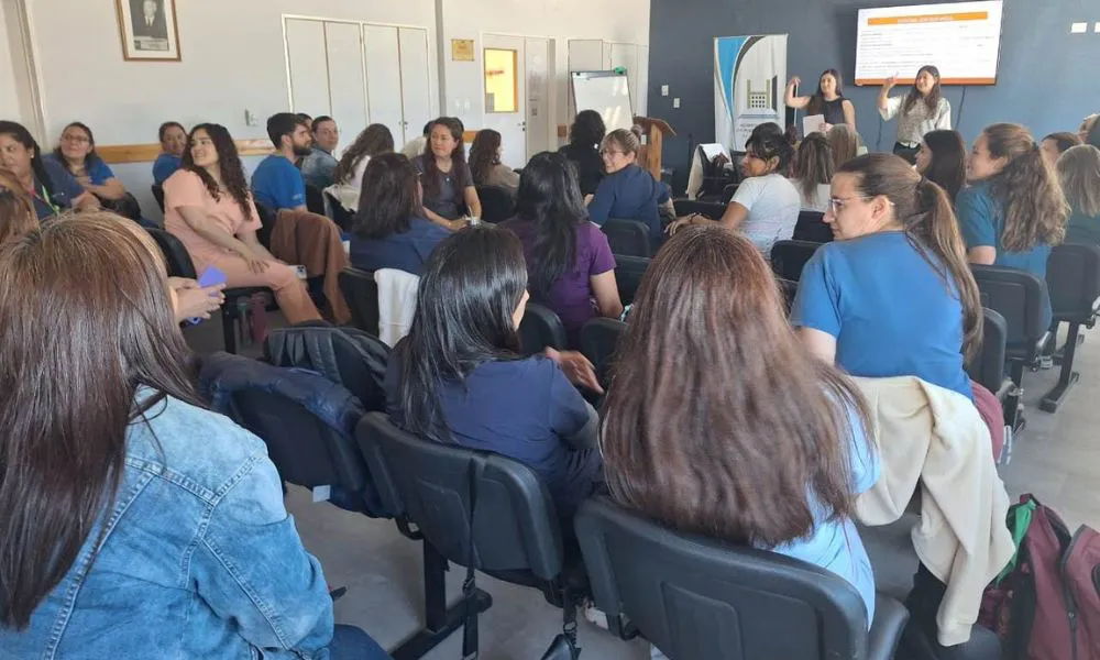 Capacitan a equipos sanitarios de Trelew y Puerto Madryn en manejo de brotes epidemiológicos