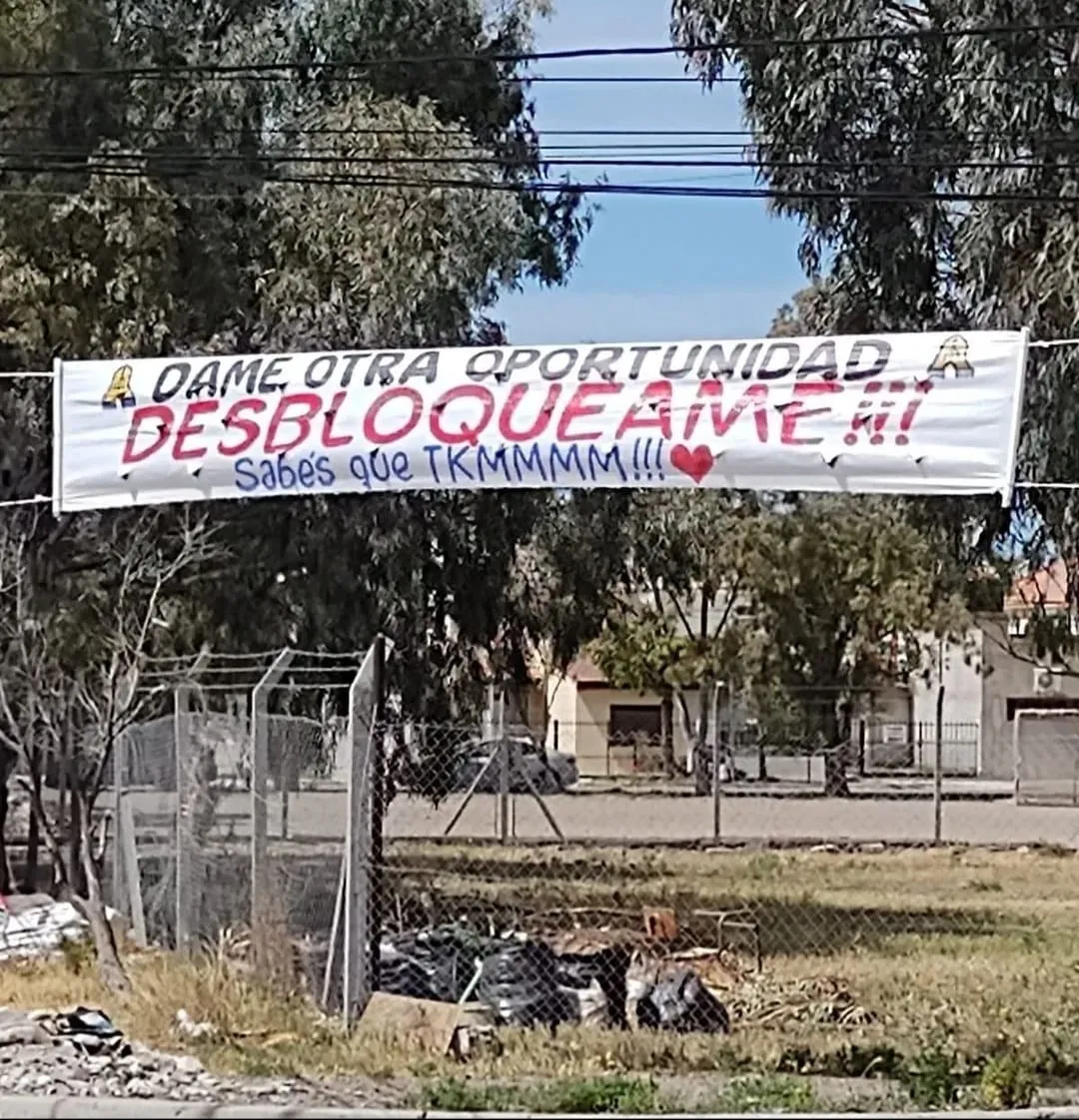 Pasacalle romántico en Rawson