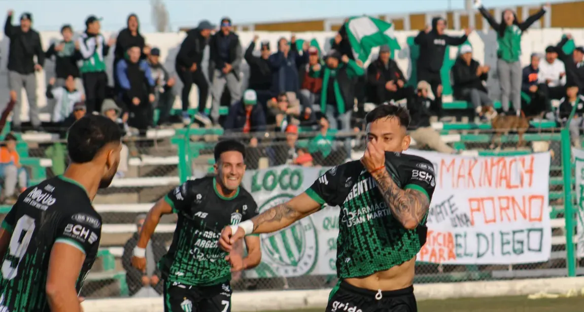 El Verde necesita sumar de a tres y visita a Deportivo Rincón