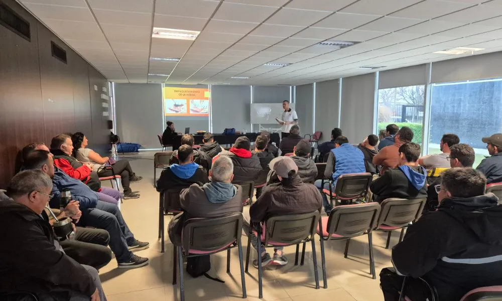 Capacitación en manejo de incendios para personal de Vialidad Provincial