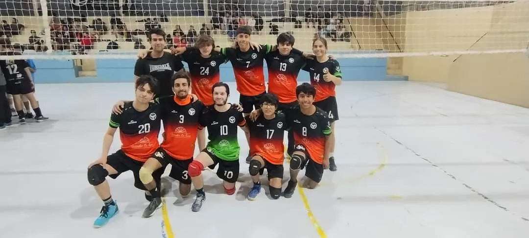 UN JUGADOR PIDIÓ MATRIMONIO EN MEDIO DE UN PARTIDO