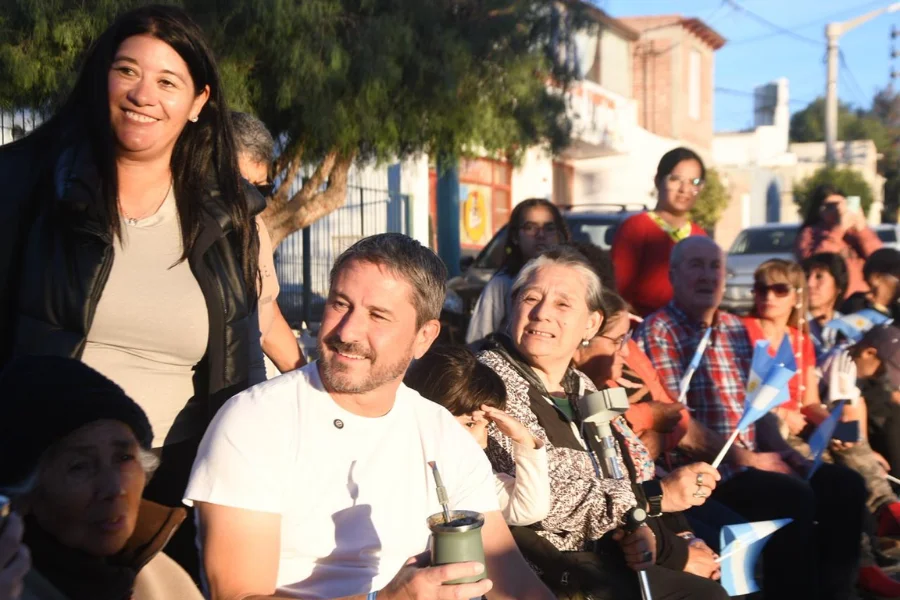 acto por Malvinas que organizó la vecinal de Presidente Perón