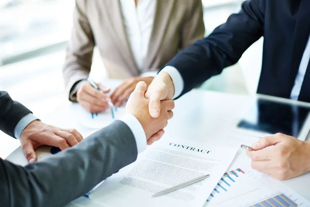 Contratar empleados