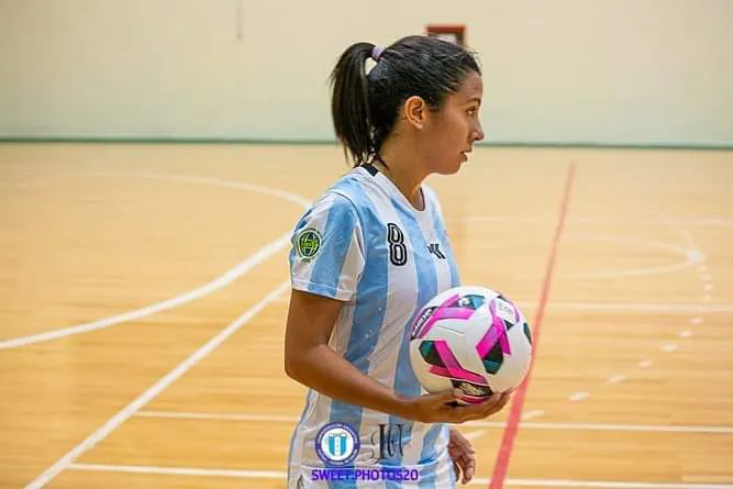 UNA CHUBUTENSE SE FUE A JUGAR A ITALIA