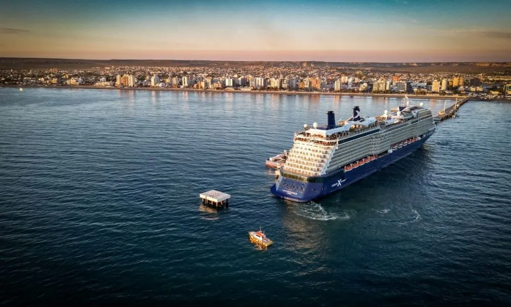 El crucero Celebrity Equinox volvió a recalar en Puerto Madryn